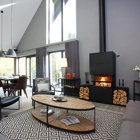 Loch Tay Highland Lodges And Glamping Park Morenish ภายนอก รูปภาพ