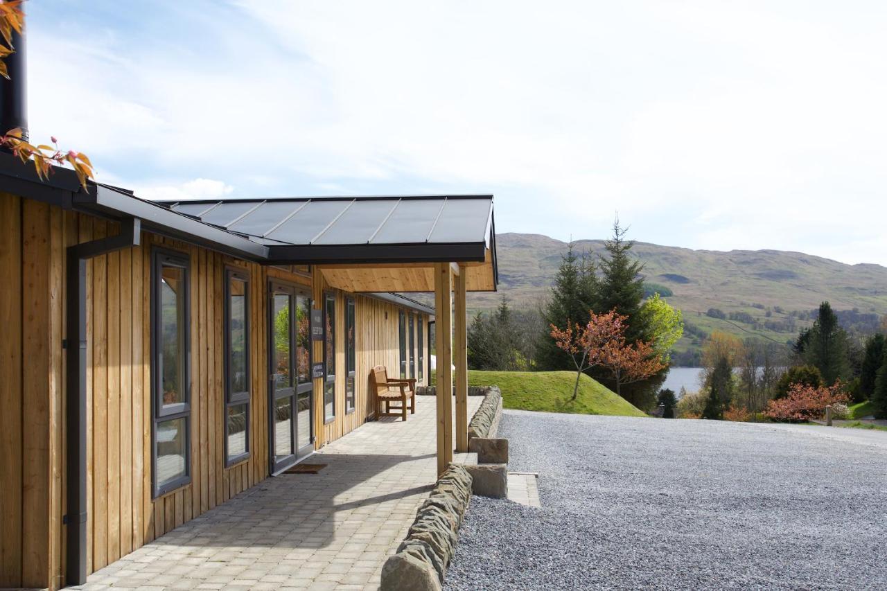 Loch Tay Highland Lodges And Glamping Park Morenish ภายนอก รูปภาพ