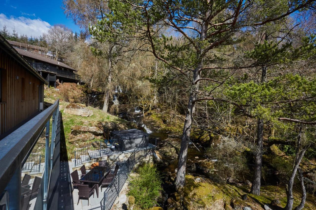 Loch Tay Highland Lodges And Glamping Park Morenish ภายนอก รูปภาพ