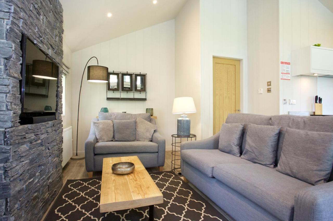Loch Tay Highland Lodges And Glamping Park Morenish ภายนอก รูปภาพ